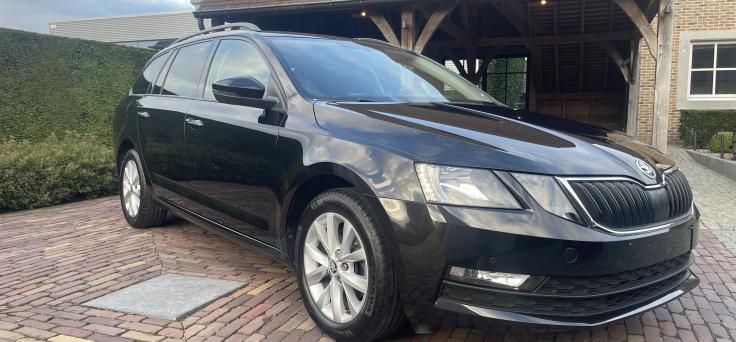 2dehands Skoda Octavia combi 1,0 TSI Ambition- auto klimaatregeling-alu 16�?� - Cruise controle-DAB+ GPS-pdc voor en achteraan-verwarmde zetels- 87.600 km bj : 19/05/2020